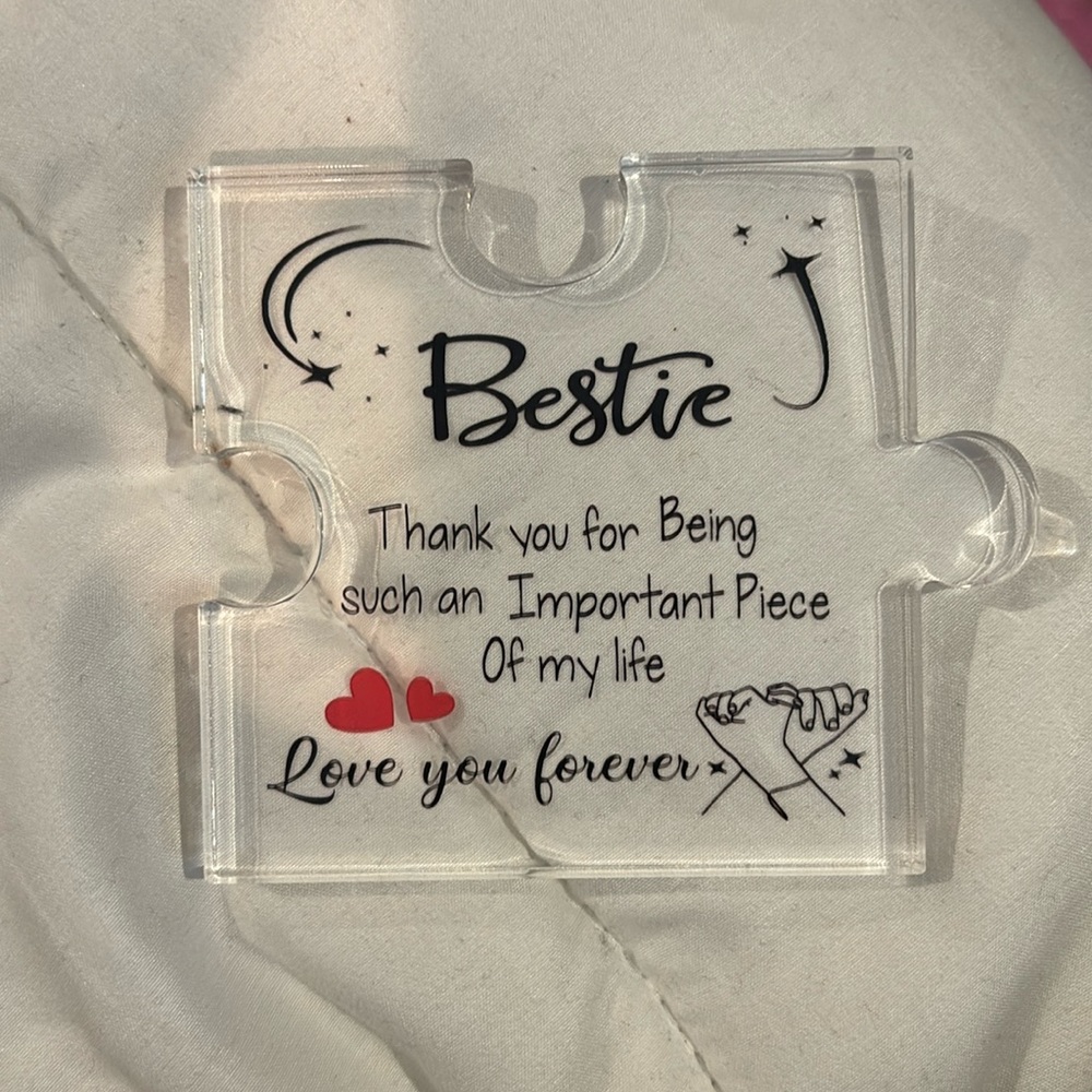 besties puzzle piece!